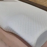 DreamyFoam on bed